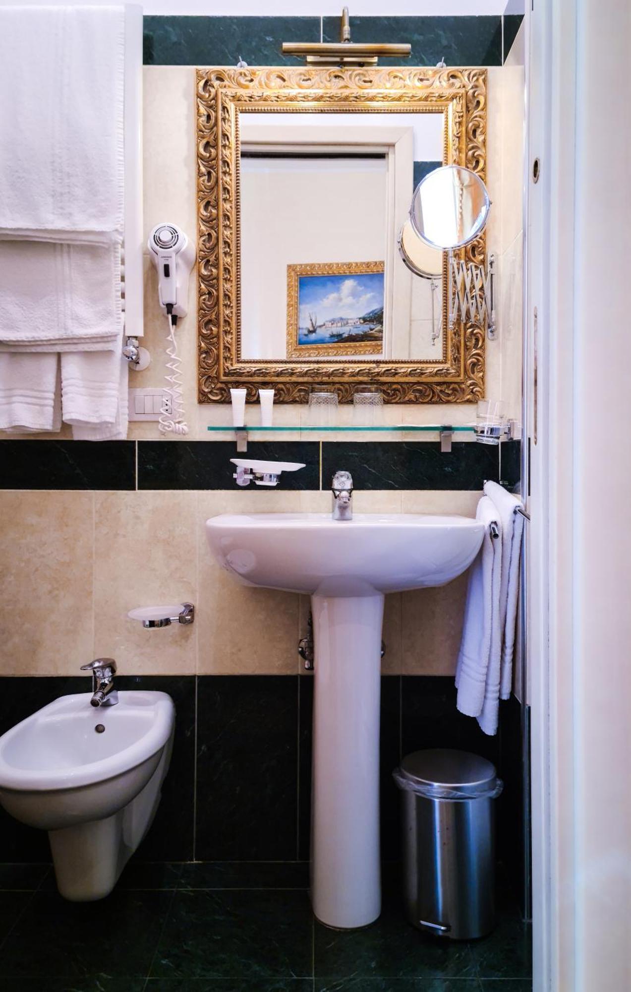 B&B Joan'S Heritage Taormina Room photo