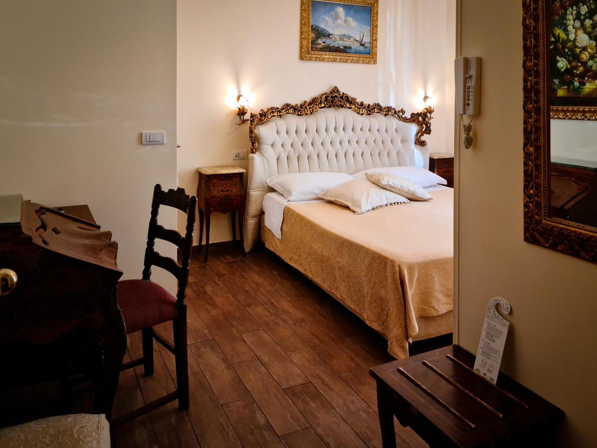 B&B Joan'S Heritage Taormina Room photo