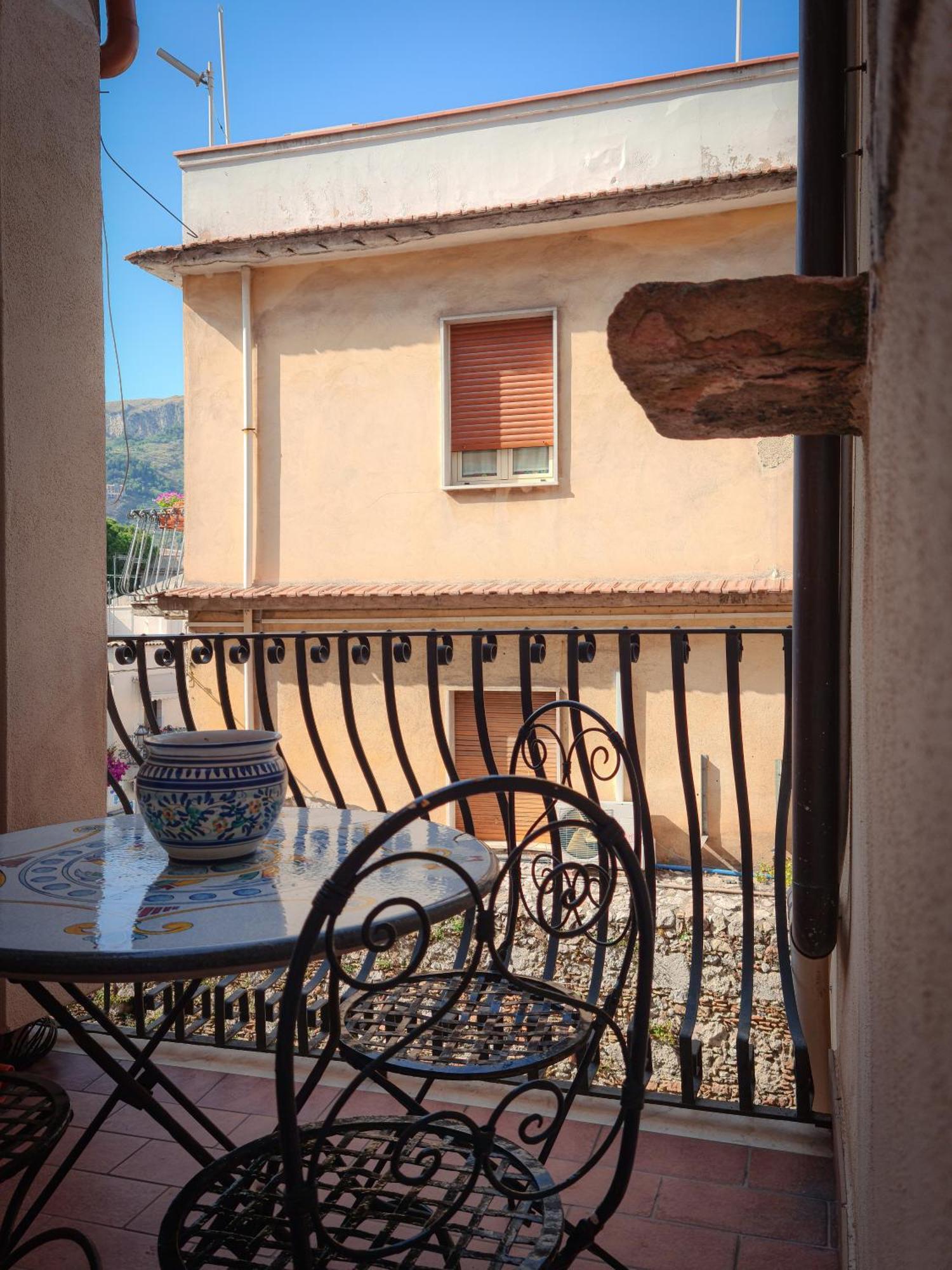B&B Joan'S Heritage Taormina Room photo